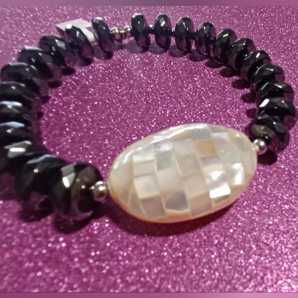Hematite & Mosaic summer Pearl cream  white bracelet